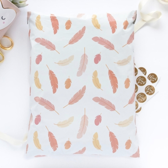 Other - 20 10X13 Poly Mailers Feather Print Waterproof